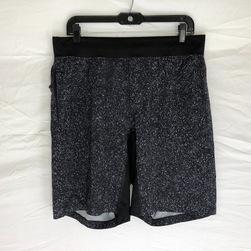 Lululemon Men's Size Large Unlined Shorts 9" Inseam